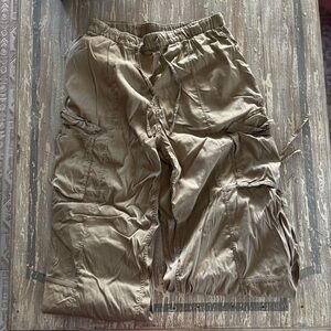Lululemon Mid-Rise Cargo Pants